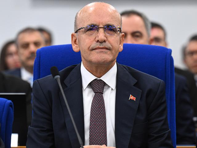 Mehmet Şimşek ‘Kronik ağır hasta’ iddialarına yanıt verdi! Sağlık sorunu yaşıyor mu?