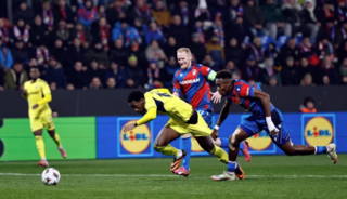 F.Bahçe'den gece yarısı hakem tepkisi: Şortu çıkardı!