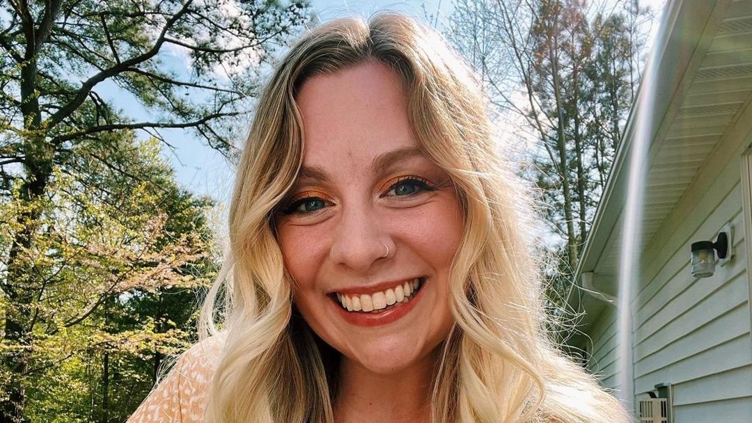 6 yaşındaki öğrencisi silahla vurdu! Servet kazandı 1