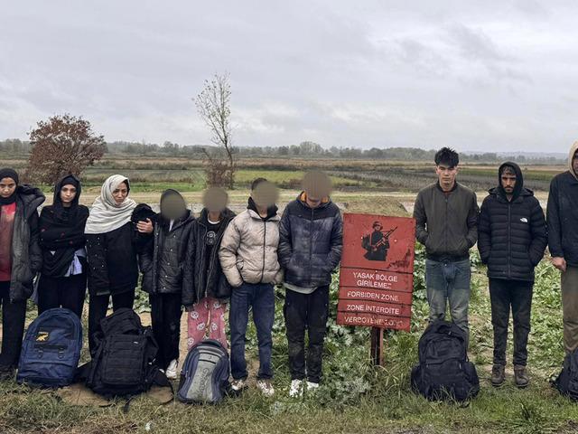 Edirne'de 29 kaçak göçmen yakalandı