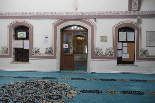 640xauto Hamam olarak yapılıp camiye dönüştürülen tarihi yapı 700 yıldır ayakta