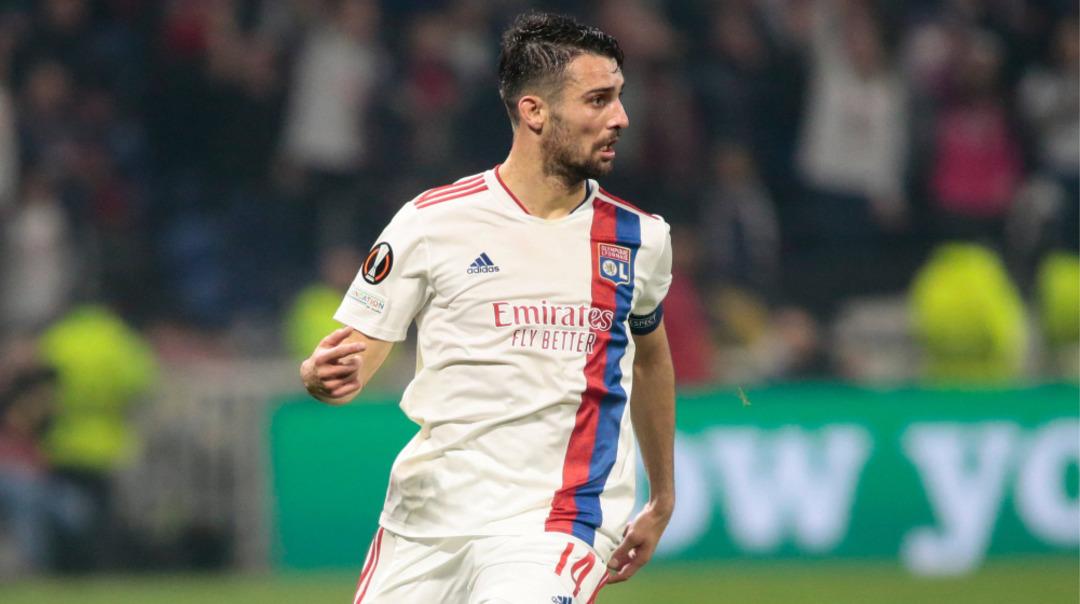 Galatasaray ın eski yıldızı Leo Dubois 31 yaşında futbolu bıraktığını açıkladı! 2