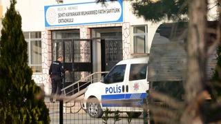 Ortaokul öğrencisine okulda elektrik çarptı