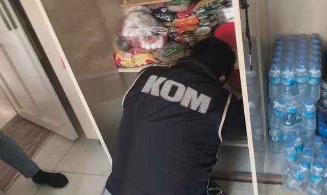 Iğdır’da sahte alkol operasyonu: 85 litre sahte alkol ve ruhsatsız silah ele geçirildi 2