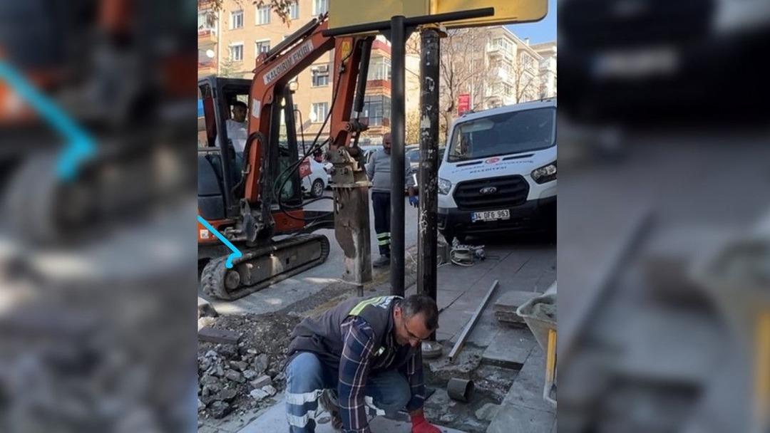 Ankara tabela akımı olay oldu! &Ccedil;alındı, yenisi yapıldı! Şimdi de belediye barfiks demiri koydu 2