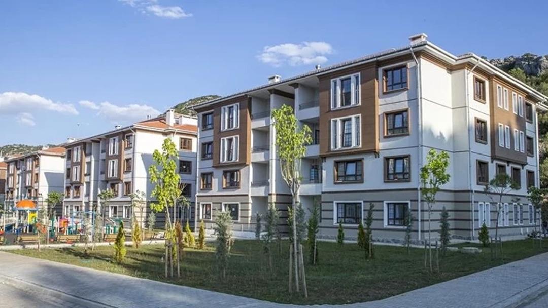 500 bin konut başvuruları nereden yapılacak? İlçeler belli oldu: İşte sosyal konut başvuru şartları... 1