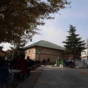 Osmanlı Mirası 161 yıllık Kırşehir Camii kırlangıç tavanıyla göz kamaştırıyor