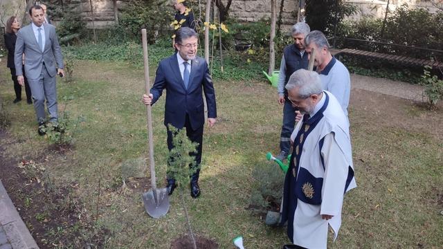 Bakan Yumaklı: "11 Kasım da bütün vatandaşlarımızla birlikte fidan dikeceğiz" 1