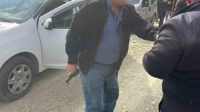 Alanya’da silahlı ve bıçaklı kavga kanlı bitti: 2 yaralı