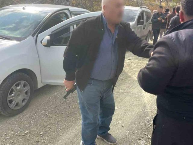 Alanya’da silahlı ve bıçaklı kavga kanlı bitti: 2 yaralı