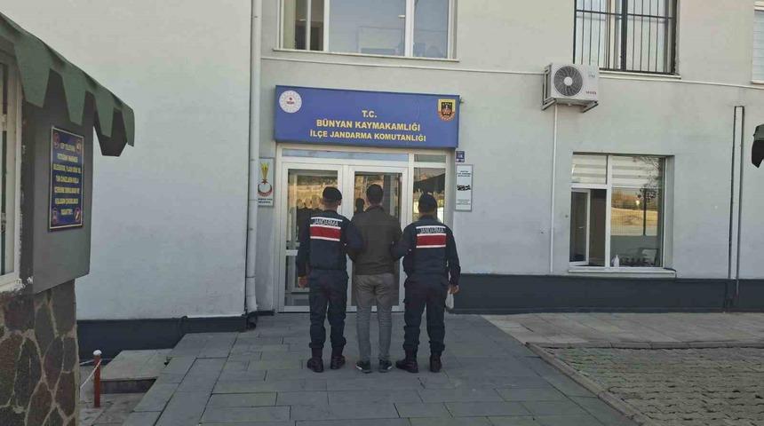 Aranması bulunan FET&Ouml; &uuml;yesi yakalandı