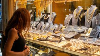 Gram altın 7 bin lirayı aştı! Kapalıçarşı'da rekor fark: Son dönemin en yüksek makası