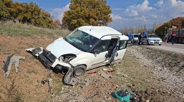 Hisarcık’ta takla atan aracın sürücüsü yaralandı