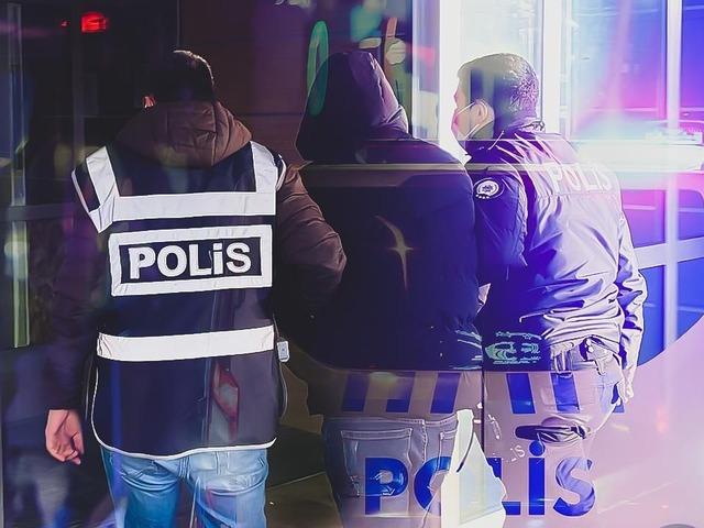 Kahramanmaraş’ta 13 ve 22 yıl hapis cezasıyla aranan hükümlüler yakalandı