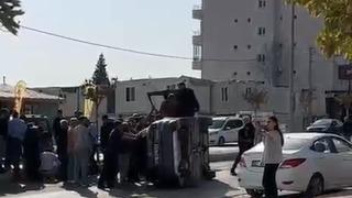 Otomobille çarpışan araç devrildi: 1 yaralı