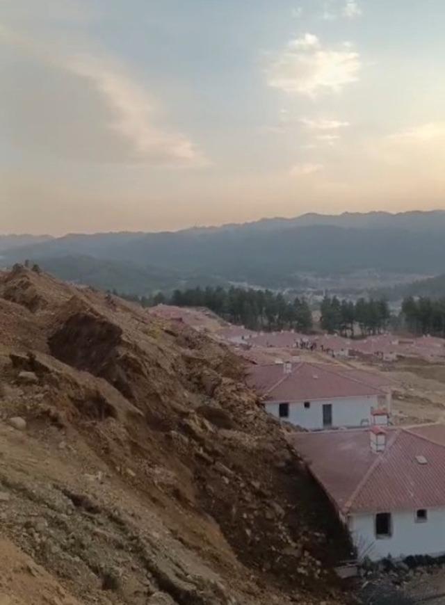 Kahramanmaraş’ta toprak kayması: Yapım aşamasındaki 6 ev zarar gördü 2
