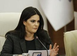 İŞKUR kurslarına katılan annelere 400 lira bakım desteği