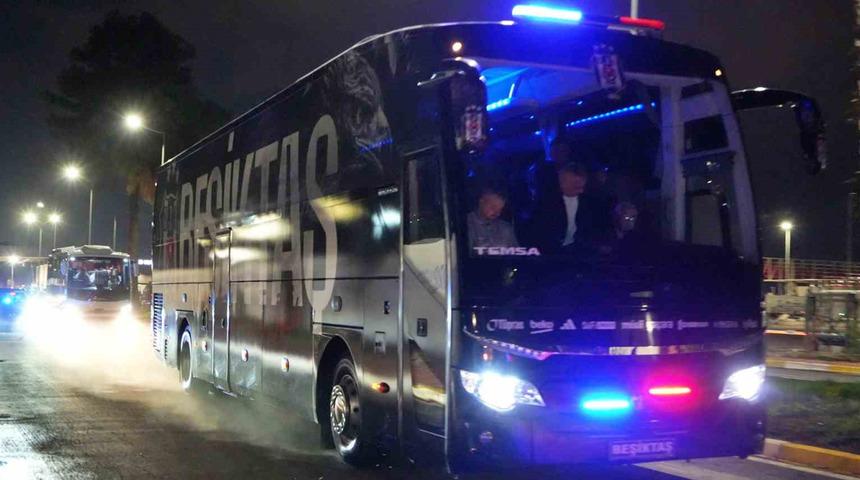 Beşiktaş'ta Antalyaspor ma&ccedil;ı &ouml;ncesi eksikler can sıkıyor!