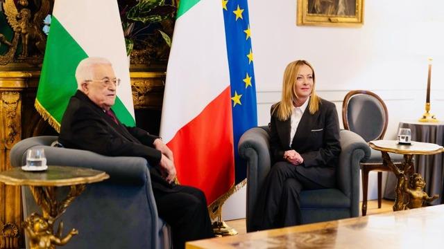 İtalya Başbakanı Meloni, Roma'da Filistin Devlet Başkanı Abbas ile görüştü