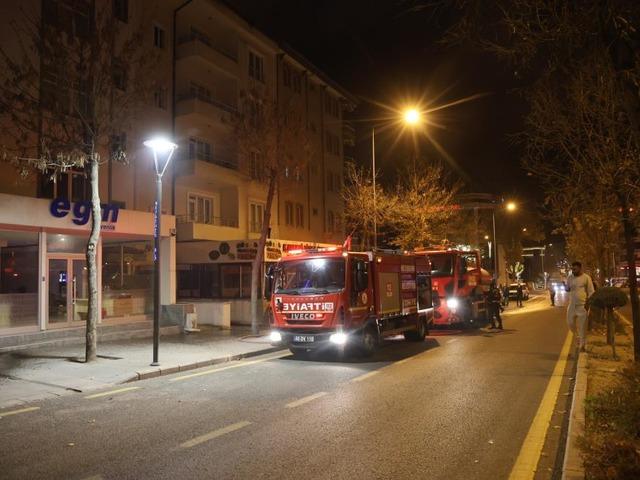 Yangın bitti, kavga başladı