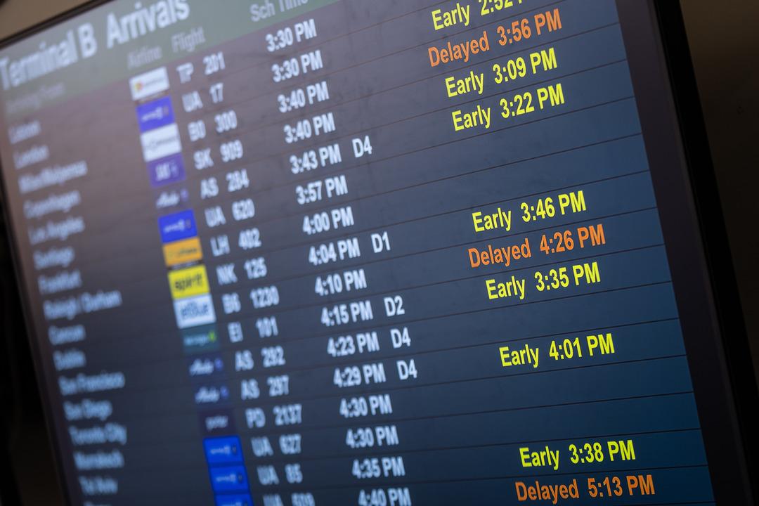 ABD de kaos bitmiyor, yüzlerce uçuş iptal edildi: Yüzde 20 ye kadar azaltılabilir 2