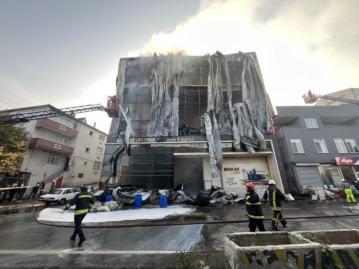 SON DAKİKA | Kocaeli'de parfüm deposunda yangın! 6 kişi hayatını kaybetti: İş yeri sahibi kaçma hazırlıkları yaparken yakalandı G3