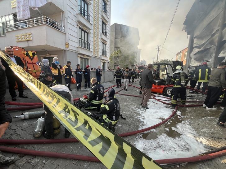 SON DAKİKA | Kocaeli'de parfüm deposunda yangın! 6 kişi hayatını kaybetti: İş yeri sahibi kaçma hazırlıkları yaparken yakalandı G4