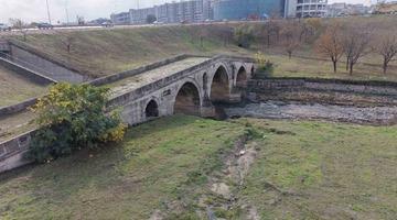 470 yıllık Haramidere Köprüsü çukura terk edildi!