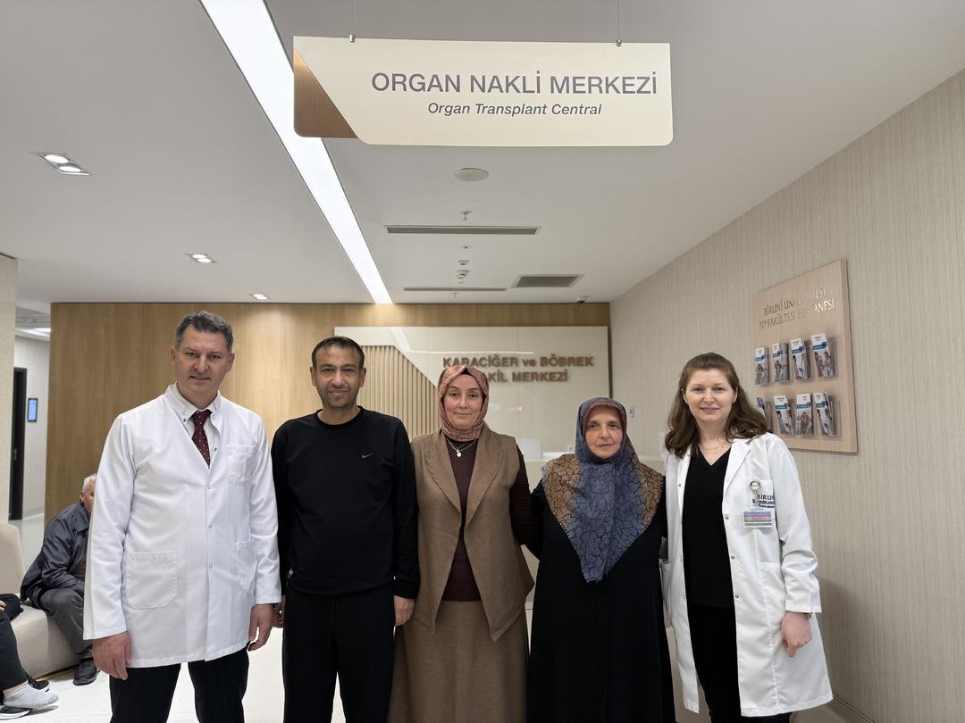 Kayınvalide damadına b&ouml;breğini verdi: "20 yıl &ouml;nce kızını aldım, şimdi de b&ouml;breğini" 2