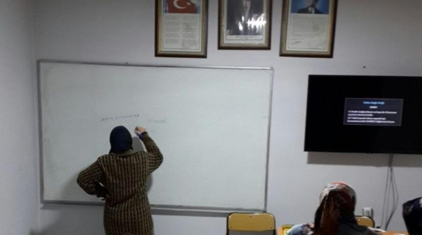 Kargı&rsquo;da okur-yazarlık eğitimleri başladı