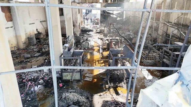 Kocaeli’de 6 kişiye mezar olan parfüm dolum tesisinin içi görüntülendi 1