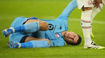 Berke Özer'in Lille kariyeri sona ermek üzere! Fransızlar yüklendikçe yükleniyor