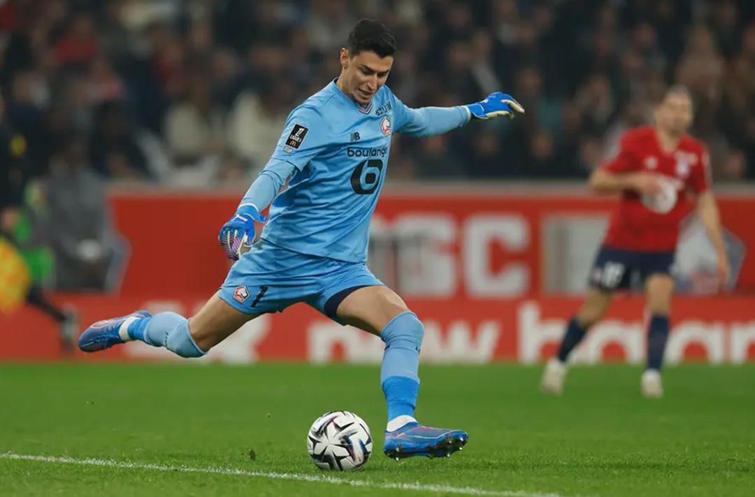 Berke &Ouml;zer in Lille kariyeri sona ermek &uuml;zere! Fransızlar y&uuml;klendik&ccedil;e y&uuml;kleniyor 1