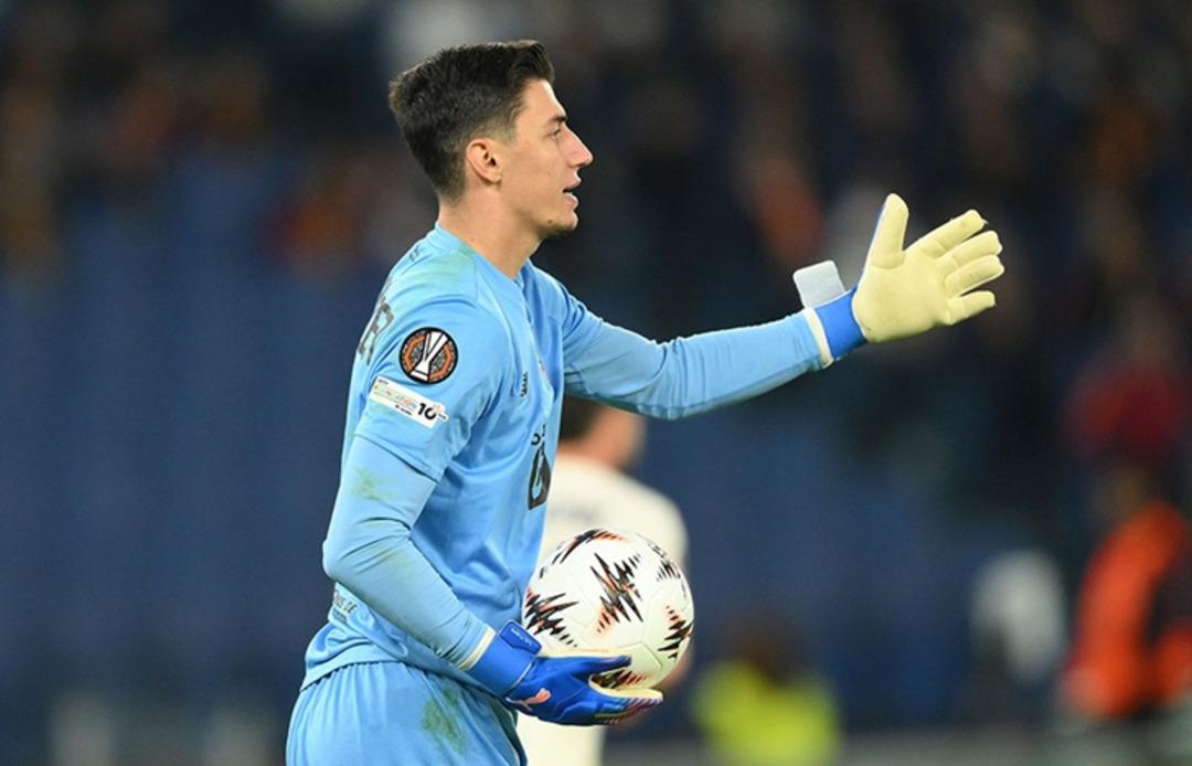 Berke &Ouml;zer in Lille kariyeri sona ermek &uuml;zere! Fransızlar y&uuml;klendik&ccedil;e y&uuml;kleniyor 2