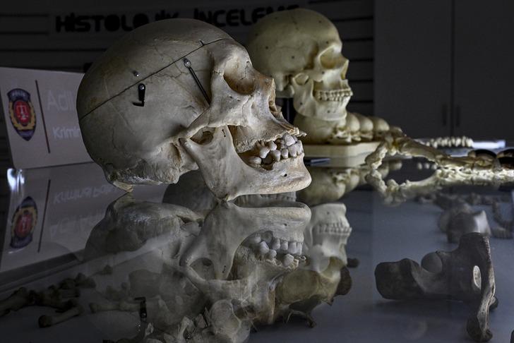 Dünyada sadece 3 ülkede var! Kayıp yüzlerin gizemi... Sır olayların aydınlatıldığı laboratuvar görüntülendi G1