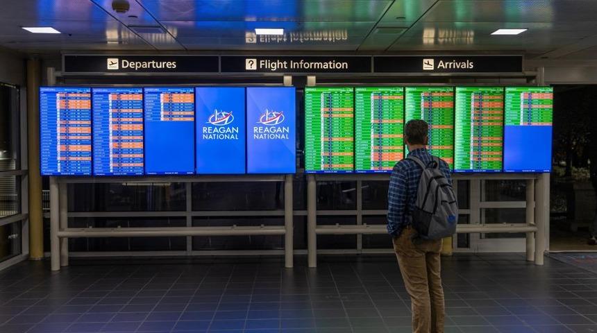 ABD'de kriz derinleşiyor! Y&uuml;zlerce u&ccedil;uş iptal edildi