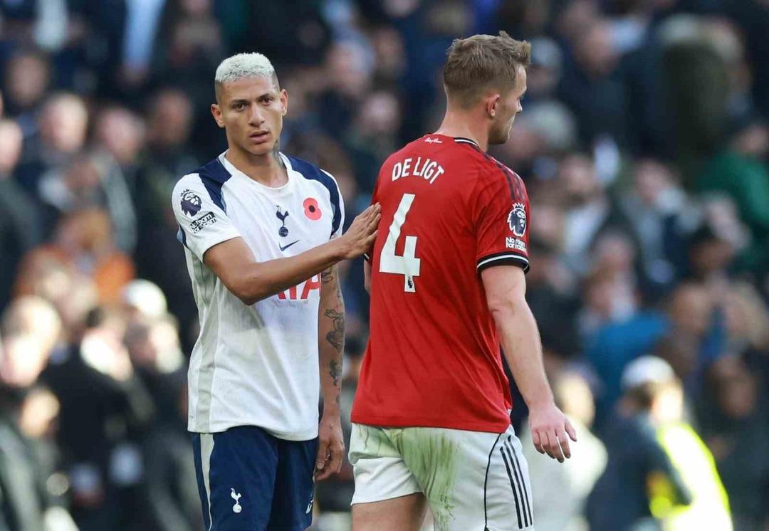 Goller son dakikalarda geldi, Tottenham ile Manchester United berabere kaldı! 1