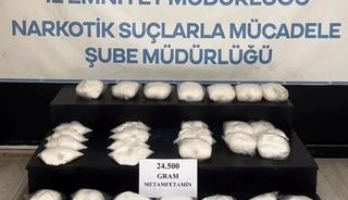 Hakkari'de 24 kilo 500 gram metamfetamin ele geçirildi