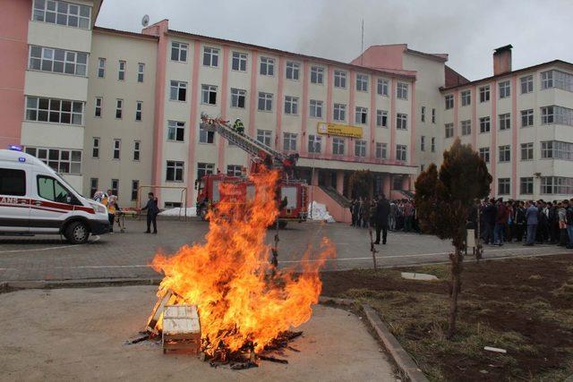 Bitlis Belediyesinden yangın tatbikatı