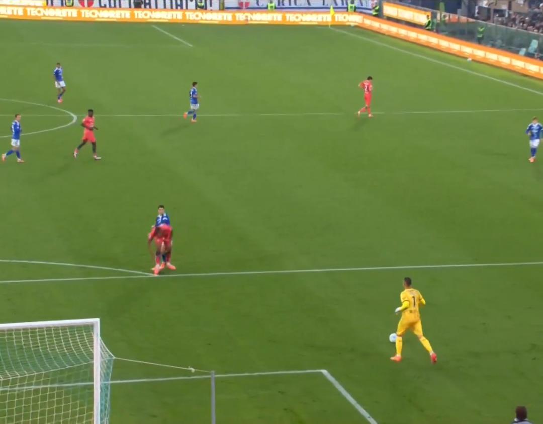 Galatasaray ın eski futbolcusu Alvaro Morata İtalya da resmen &ccedil;ıldırdı! Como-Cagliari ma&ccedil;ında Fabregas a  Beni &ccedil;ıkar  dedi... 1