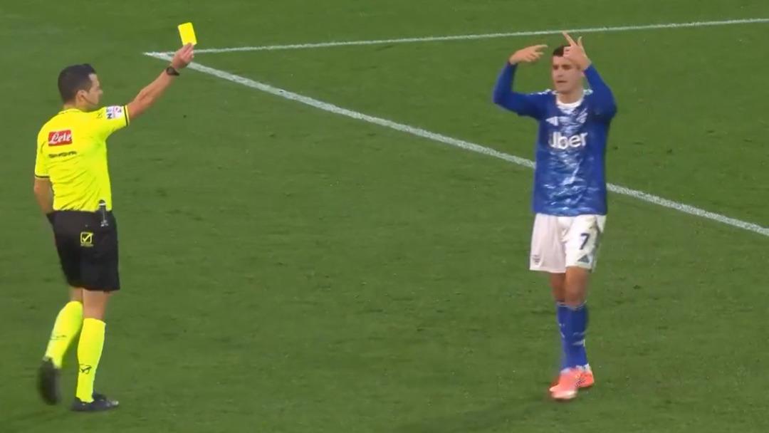 Galatasaray ın eski futbolcusu Alvaro Morata İtalya da resmen &ccedil;ıldırdı! Como-Cagliari ma&ccedil;ında Fabregas a  Beni &ccedil;ıkar  dedi... 2