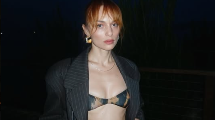 Annesinin &ouml;l&uuml;m&uuml;yle sarsılmıştı! Nilperi Şahinkaya aşkta aradığını buldu