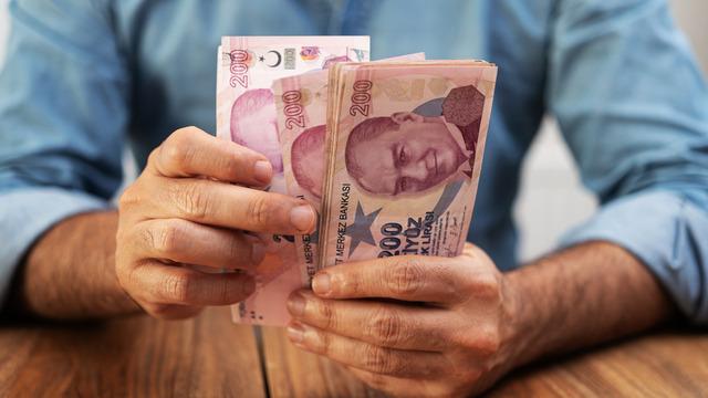 En düşük emekli maaşı için net rakam geldi! Milyonlar bekliyordu 'Yuvarlama...'