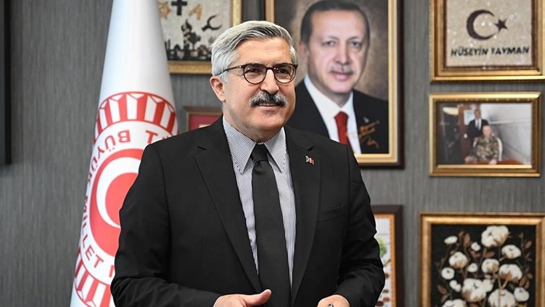 AK Parti de "K&uuml;t&uuml;phane Sohbetleri"&nbsp;&Ouml;mer &Ccedil;elik&rsquo;le başlıyor 1