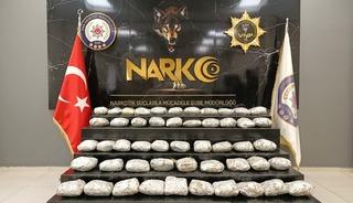 Van'da 19 kilo 660 gram skunk ele geçirildi