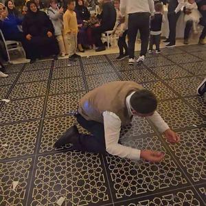 İhtiyar delikanlılar pistte gençlere taş çıkardı