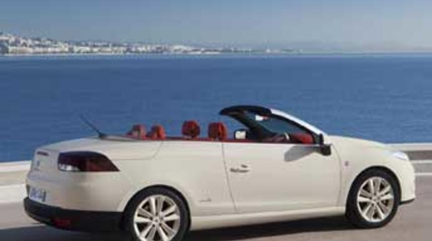 Megane'ın yeni modeli Türkiye'ye geldi