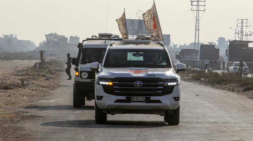 Hamas, 2014'te esir aldığı İsrailli askerin cesedini Kızılha&ccedil;'a teslim etti