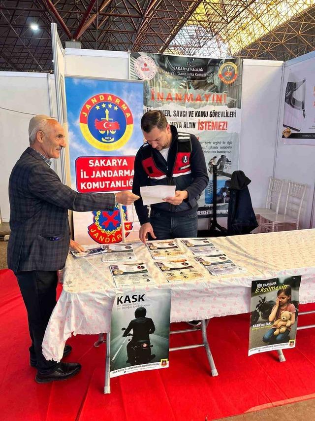 Jandarmadan tarım fuarında çiftçilere uyarı 4