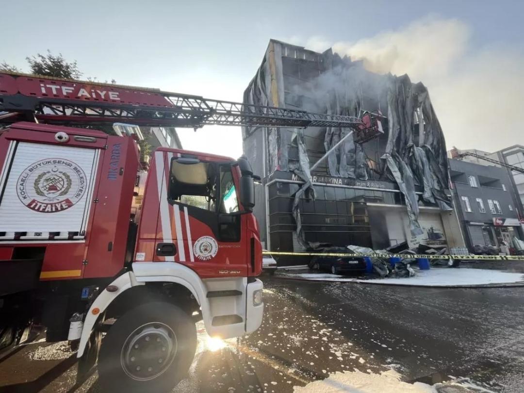 Kocaeli deki yangın faciasında yeni gelişme! Bakan Tunç duyurdu: 11 kişi gözaltında, bilirkişi heyeti oluşturuldu 3